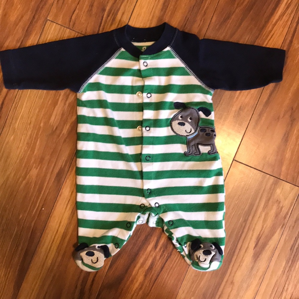 Newborn clothes! - Picture 3 of 5